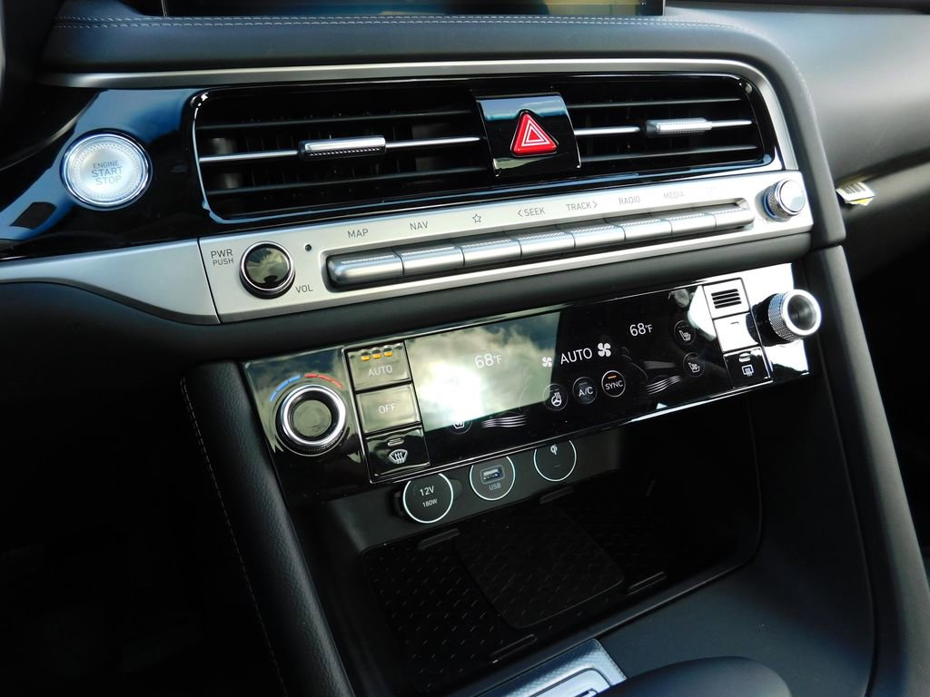 Used 2026 Genesis G70 2.5T Prestige image 24