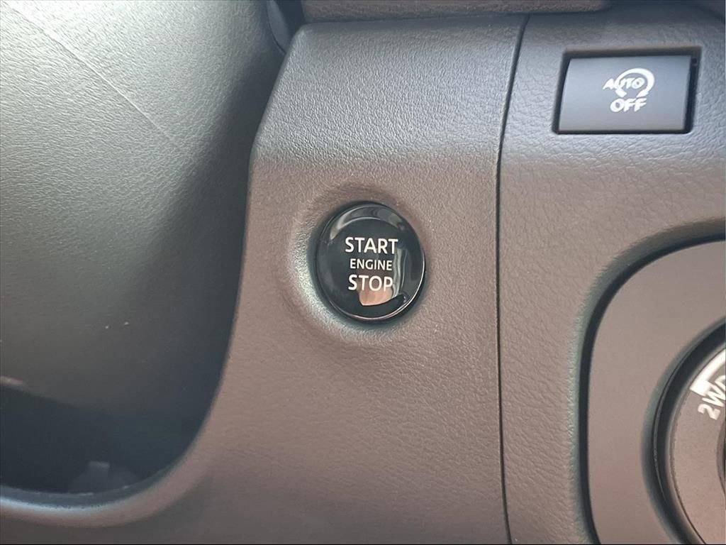 New 2026 Nissan Frontier SV w/ SV Convenience Package image 13