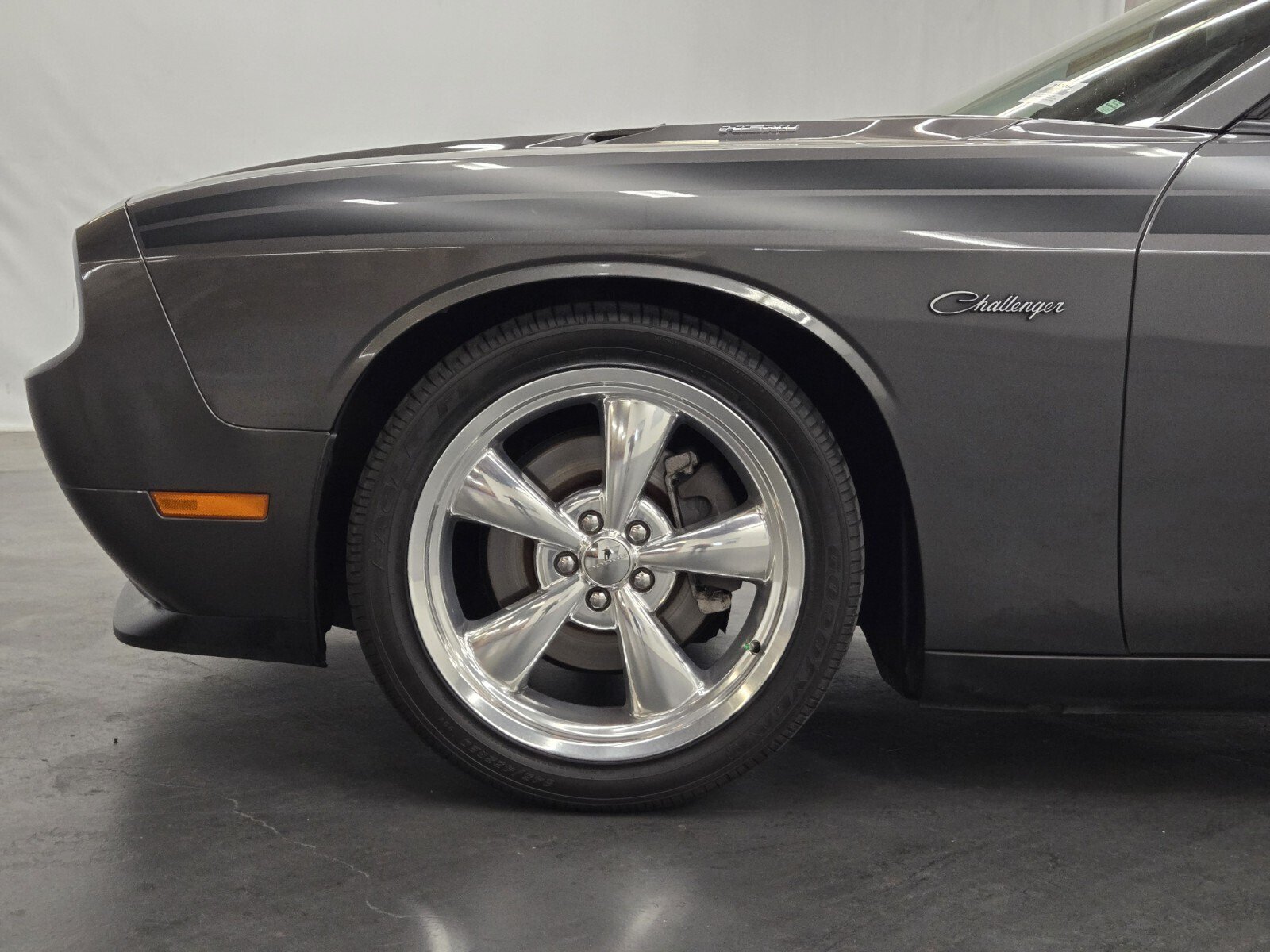 Used 2013 Dodge Challenger R/T RWD image 6