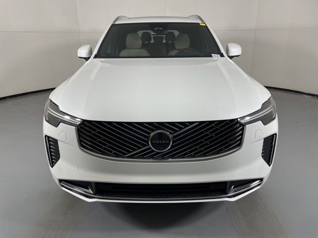 New 2026 Volvo XC90 B6 Plus w/ Protection Package Premier image 3