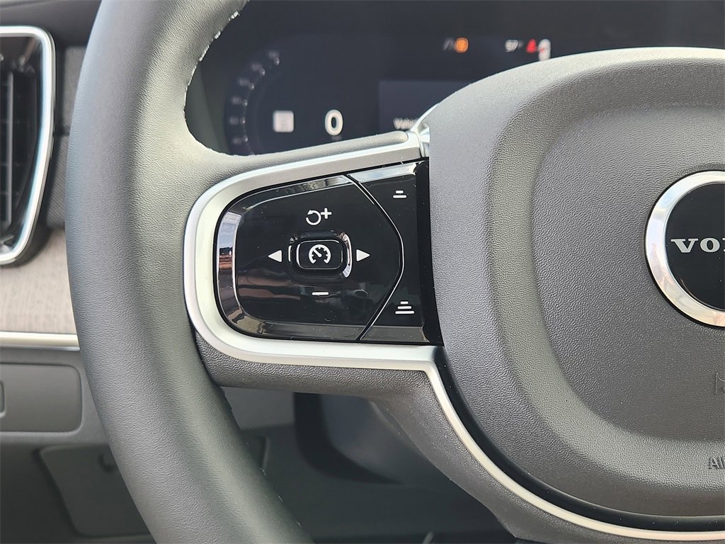 New 2026 Volvo XC90 B6 Ultra w/ Lounge Package image 9