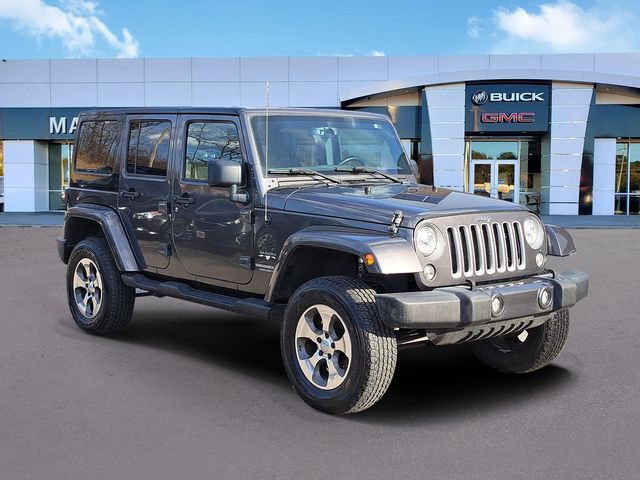 Used 2017 Jeep Wrangler Unlimited Sahara image 3