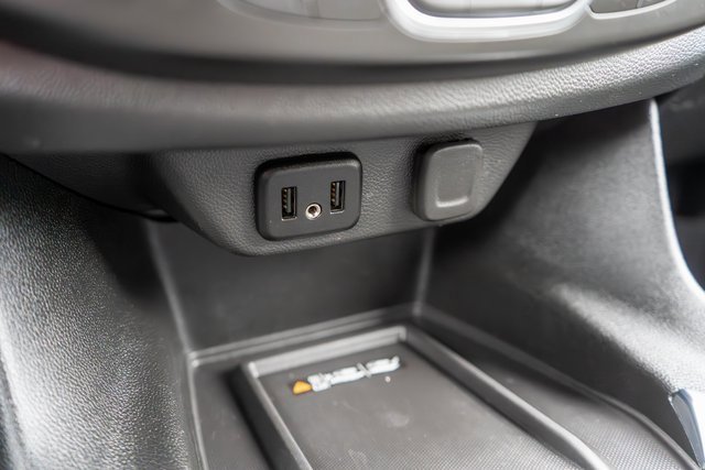 Used 2023 Chevrolet Traverse LT image 31