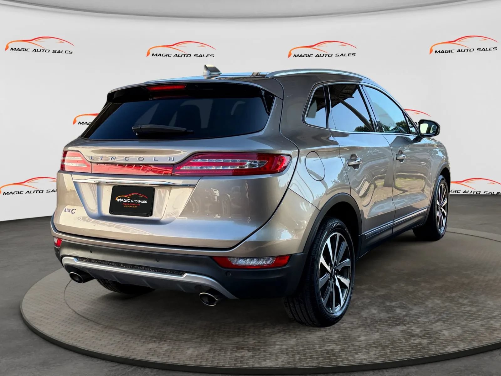 Used 2019 Lincoln MKC Reserve AWD/4WD image 10