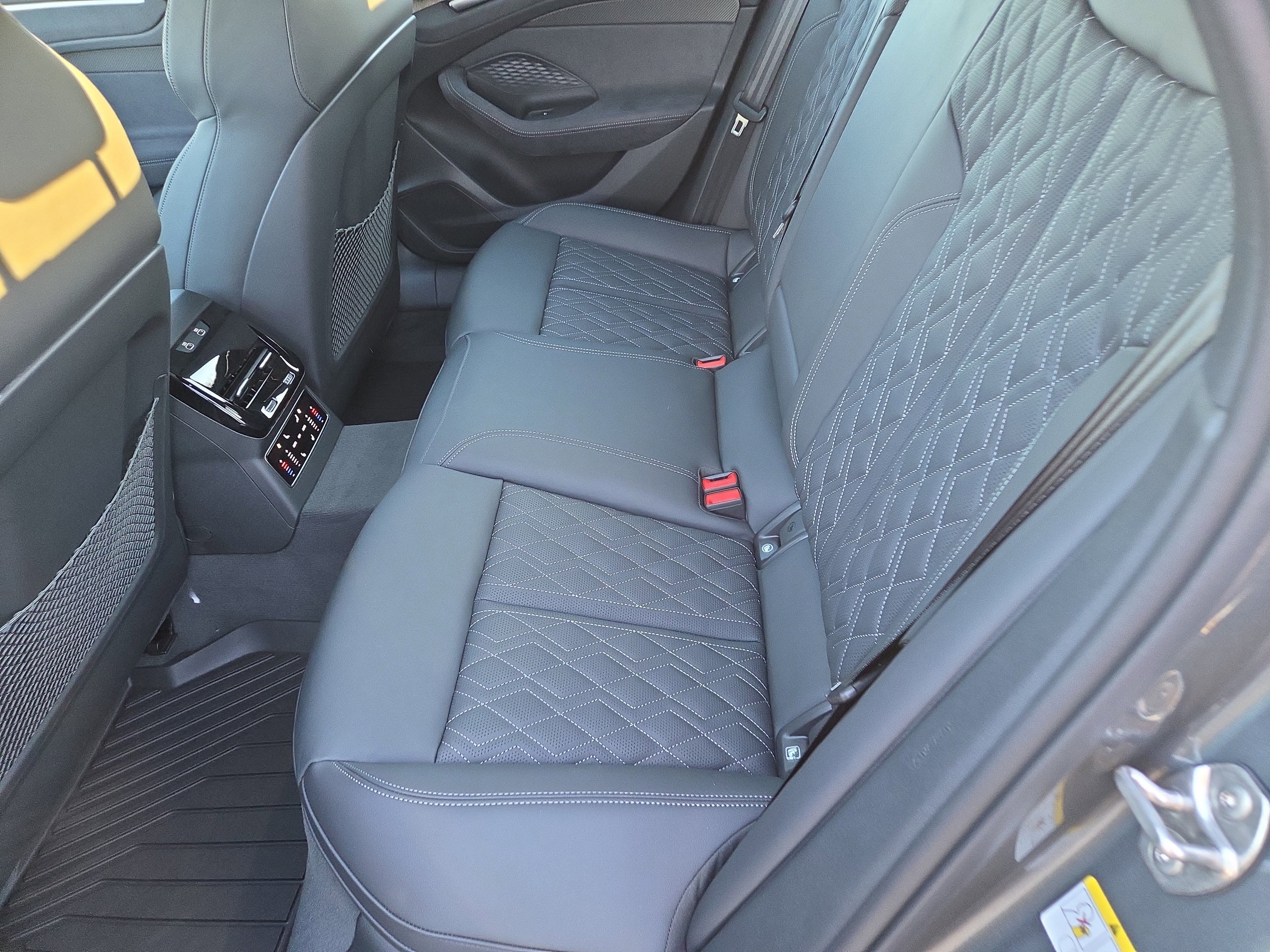 New 2026 Audi A6 Prestige image 6