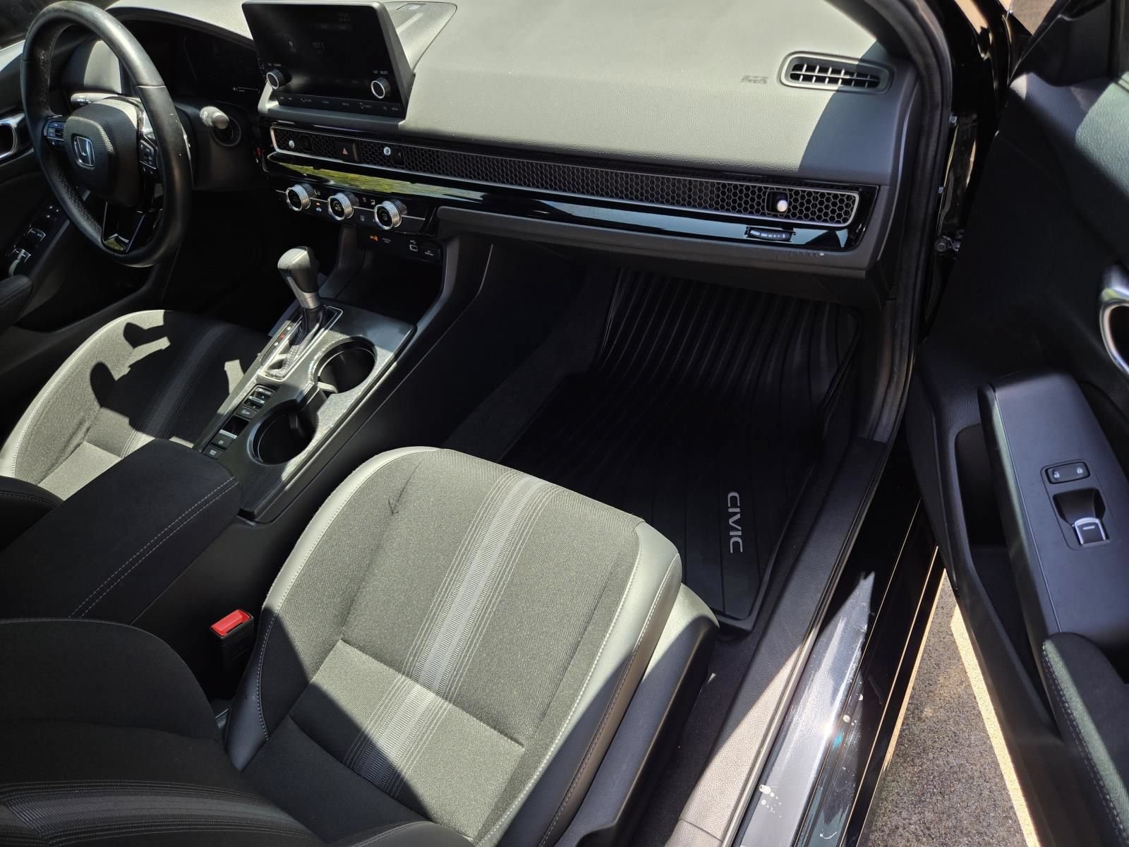 Used 2024 Honda Civic Sport image 11