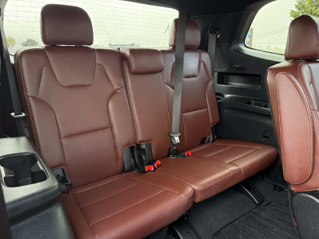 Certified 2024 Kia Telluride EX w/ EX Captain's Chair Package AWD/4WD image 14