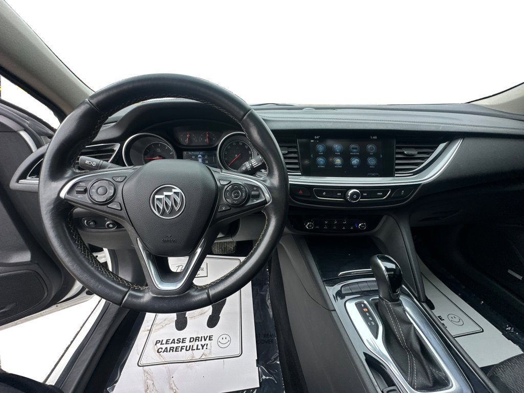 Used 2018 Buick Regal Preferred w/ Sights and Sounds Package image 32