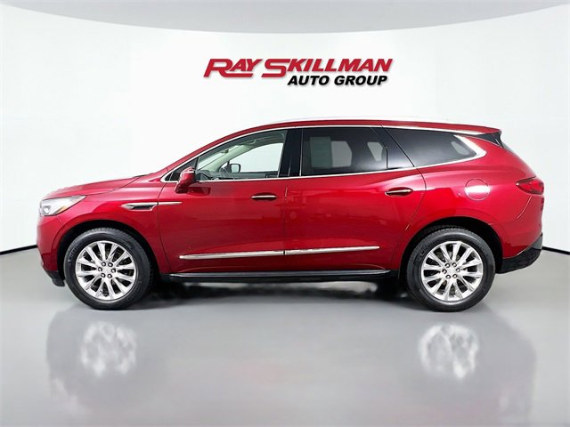 Used 2021 Buick Enclave Premium w/ Sun and Sites Package image 4