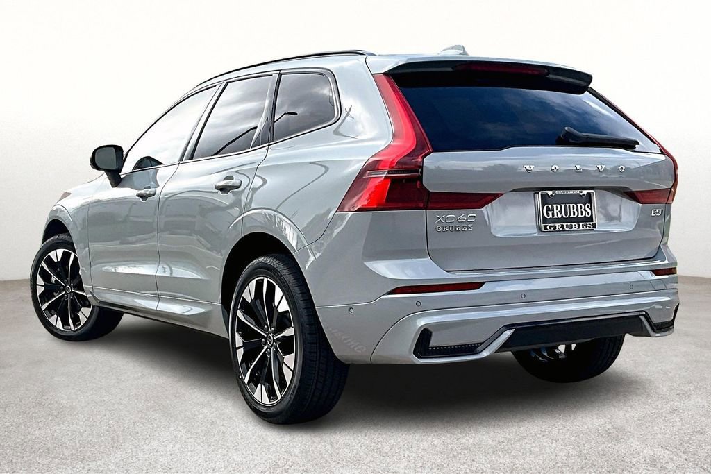 New 2026 Volvo XC60 B5 Plus AWD/4WD image 6