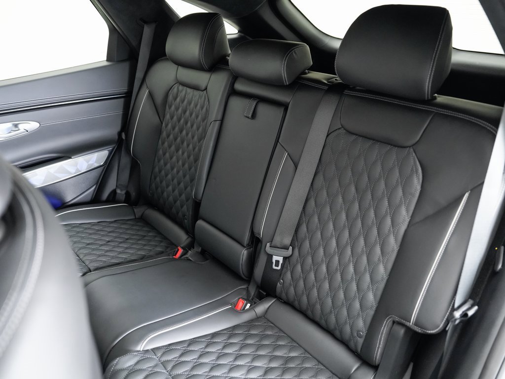 Used 2025 Genesis GV70 3.5T Sport w/ Sport Advanced Package image 24