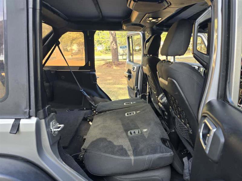Used 2020 Jeep Wrangler Unlimited Rubicon image 23