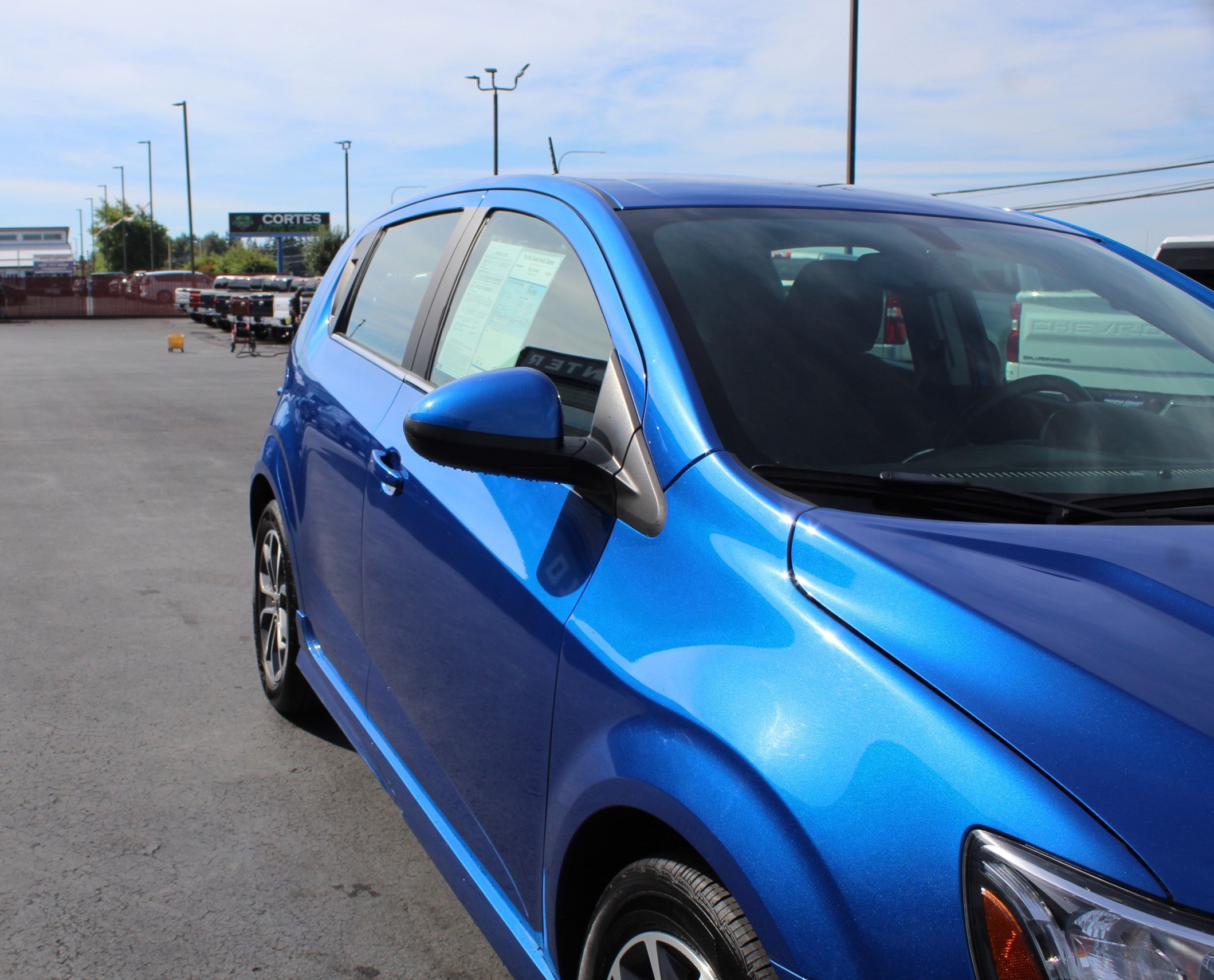 Used 2018 Chevrolet Sonic LT w/ Convenience Package FWD image 9