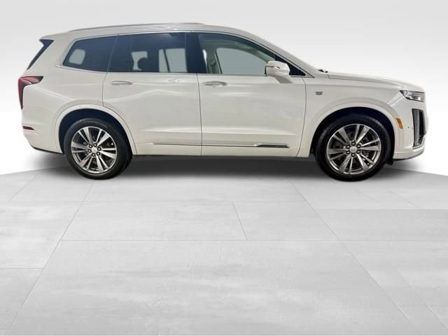 Used 2022 Cadillac XT6 Premium Luxury image 10