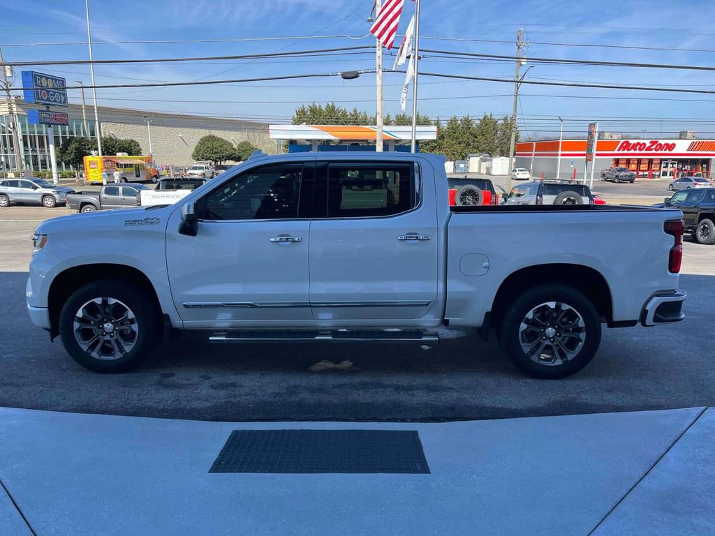 Certified 2023 Chevrolet Silverado 1500 High Country w/ Technology Package image 6