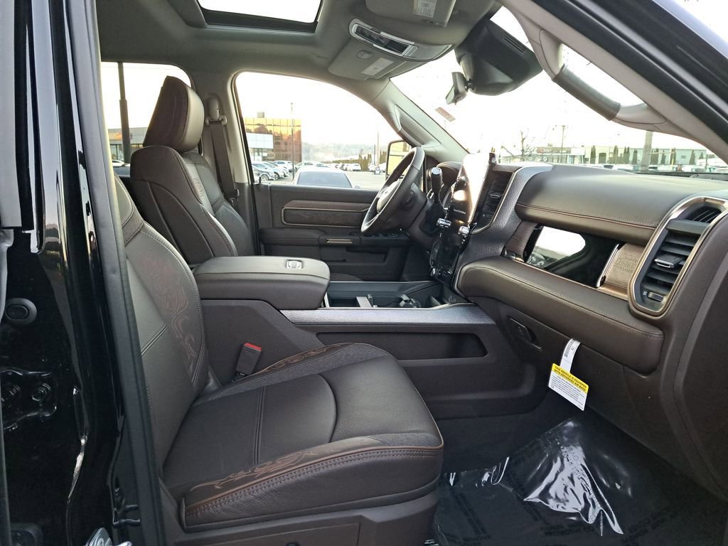 New 2026 RAM 2500 Limited image 18