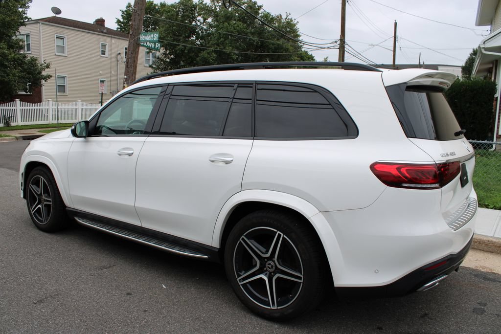 Used 2022 Mercedes-Benz GLS 450 4MATIC w/ AMG Line Exterior image 8