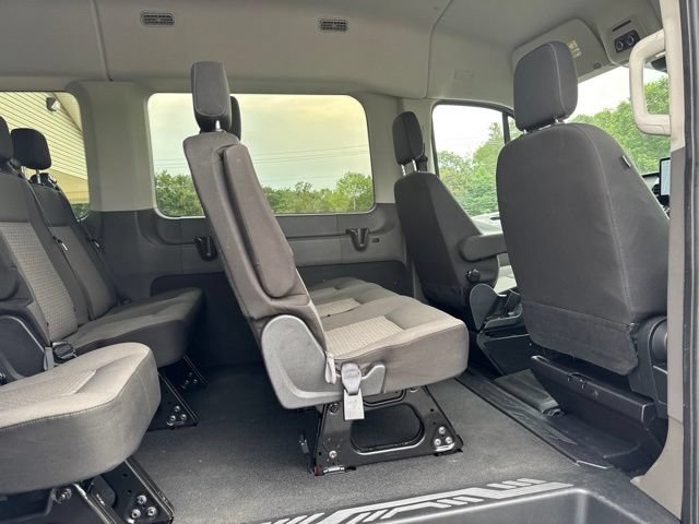 Used 2024 Ford Transit 350 XLT RWD image 28