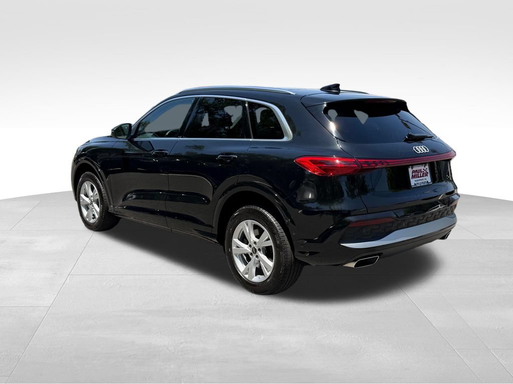 Used 2025 Audi Q5 Premium w/ Convenience Package AWD/4WD image 5