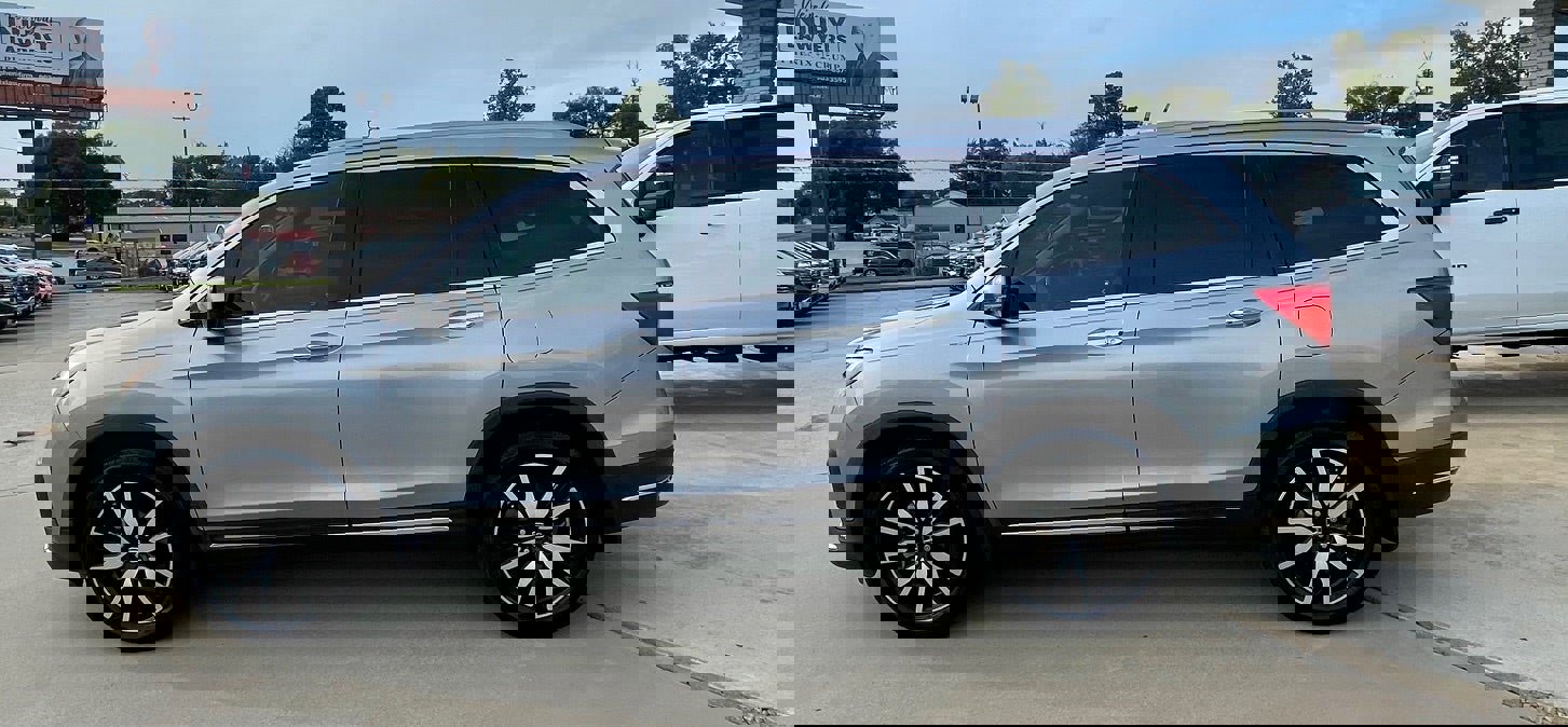 Used 2020 Honda Pilot Touring image 4