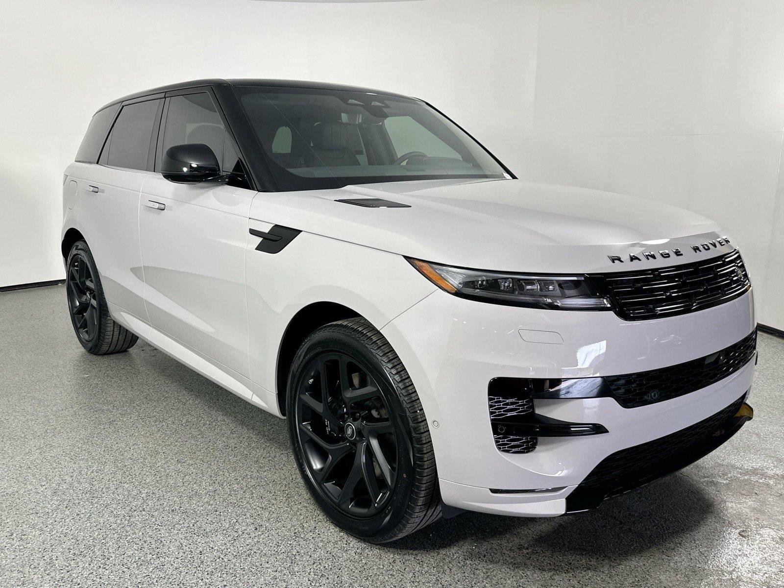 Certified 2025 Land Rover Range Rover Sport Dynamic SE AWD/4WD image 3