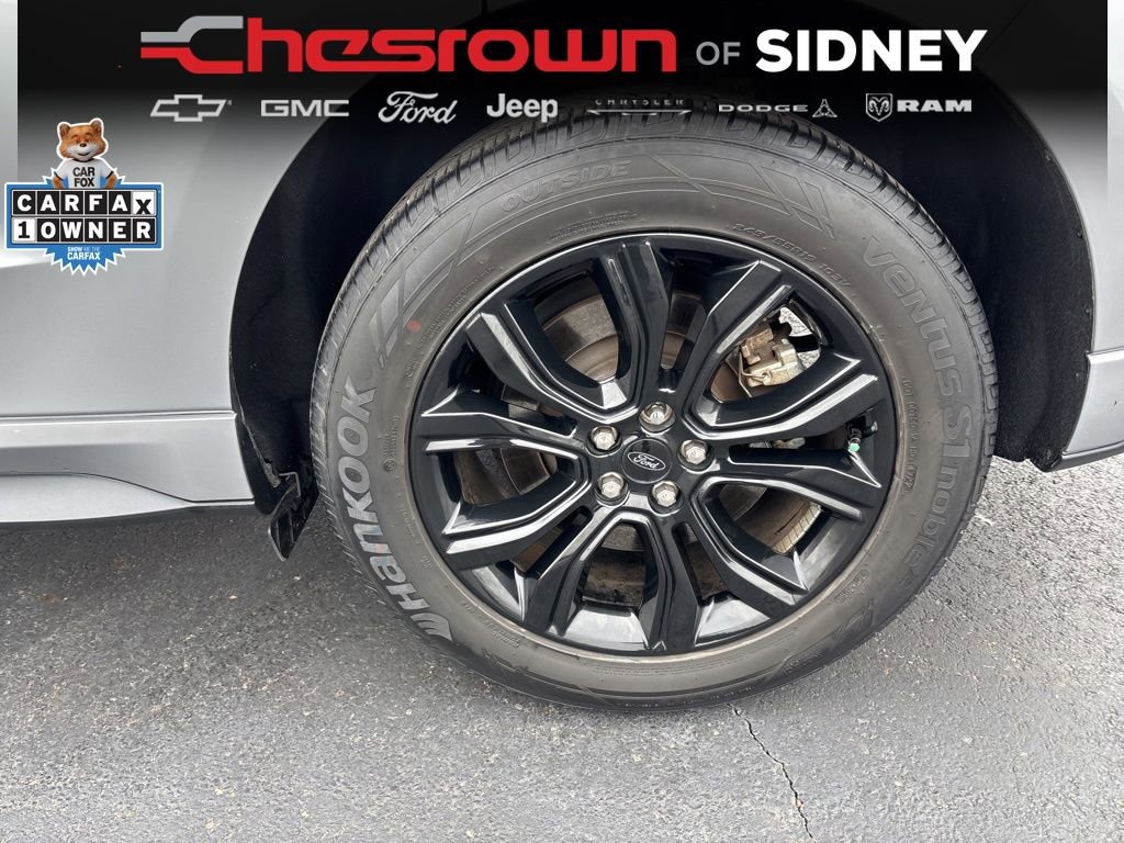 Used 2022 Ford Edge SE w/ Black Appearance Package image 10