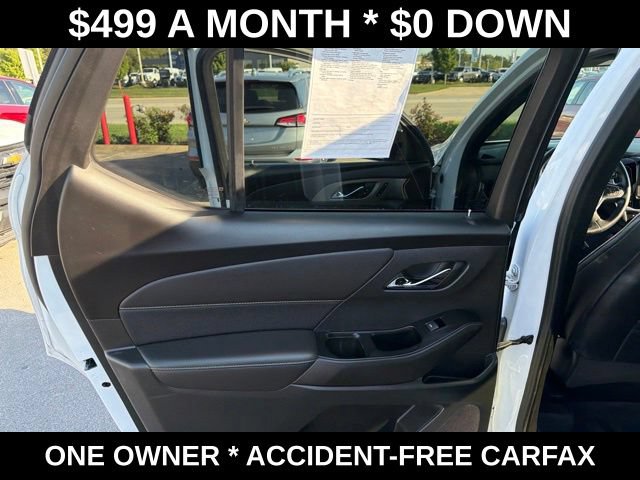Used 2023 Chevrolet Traverse Premier w/ Redline Edition FWD image 37
