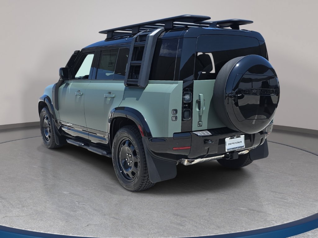 New 2026 Land Rover Defender 110 Trophy Edition AWD/4WD image 7