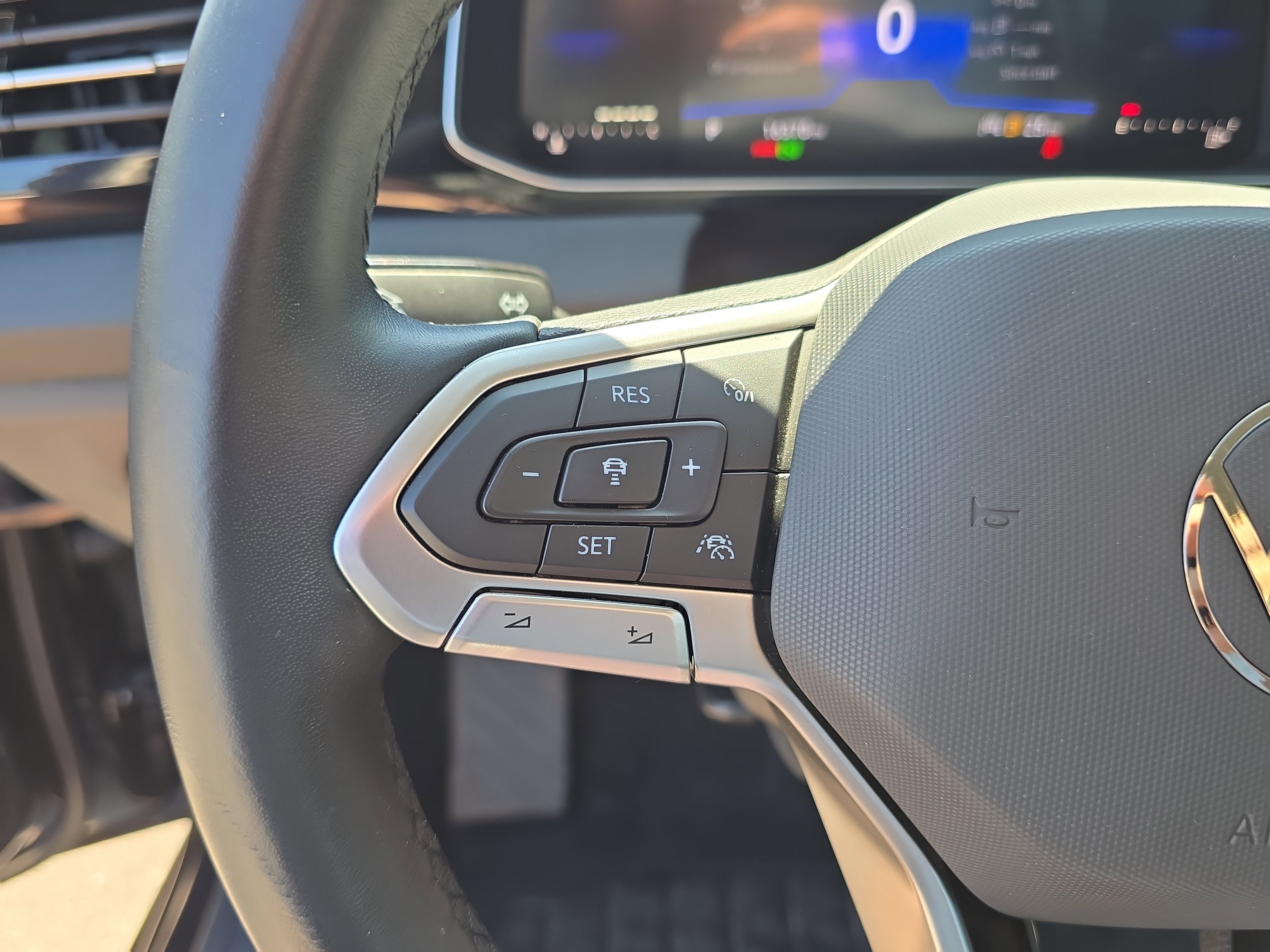 Used 2025 Volkswagen Jetta S image 28