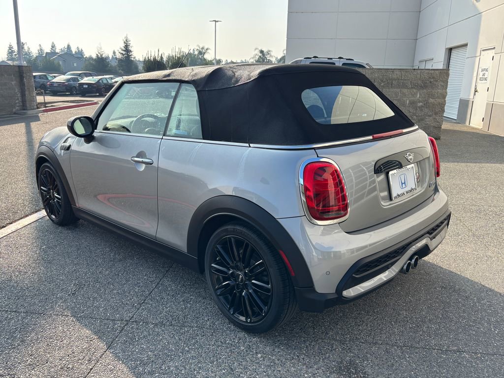 Used 2024 MINI Cooper S image 7