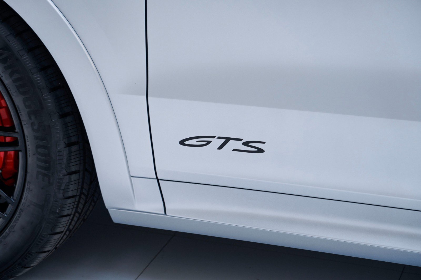 New 2026 Porsche Cayenne GTS image 11