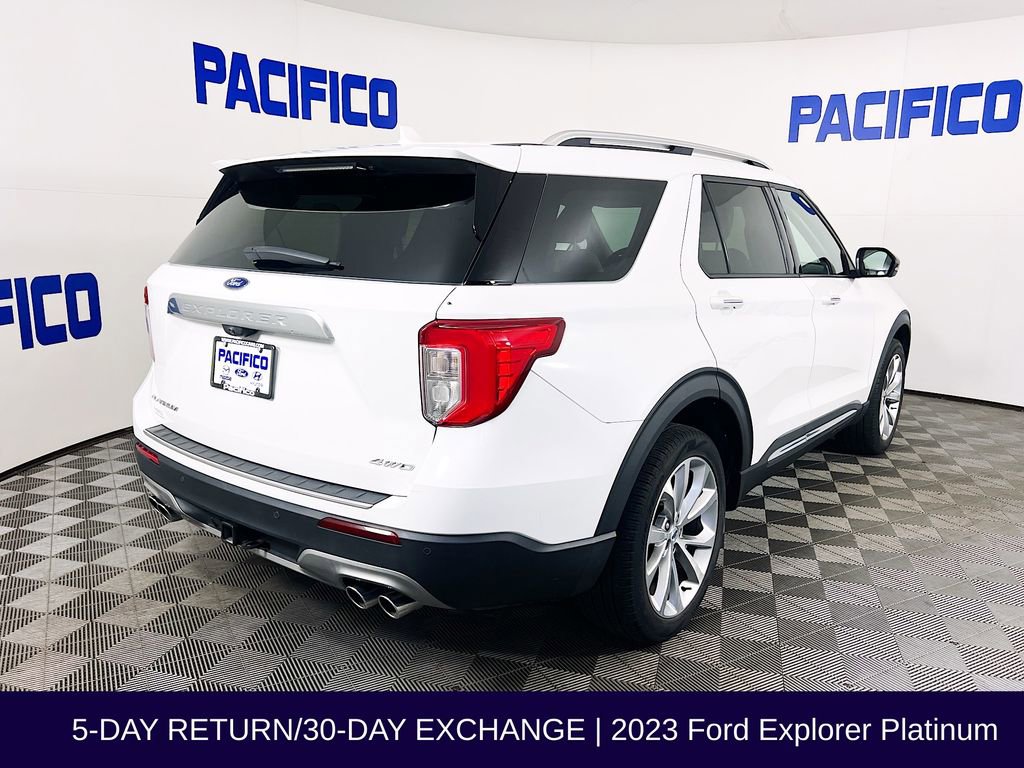 Used 2023 Ford Explorer Platinum w/ Technology Package AWD/4WD image 8