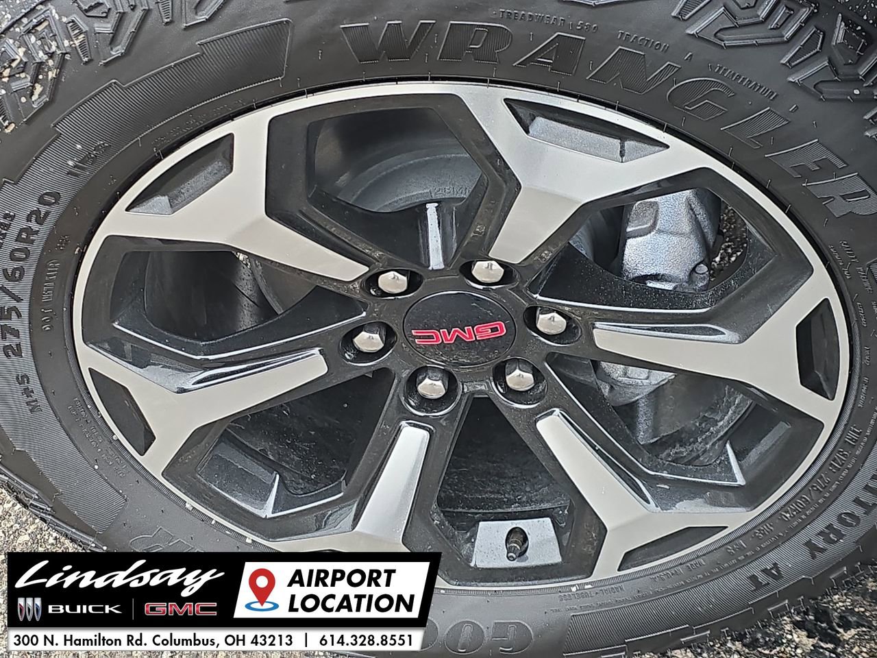 New 2026 GMC Yukon XL AT4 w/ LPO, Floor Liner Package image 34