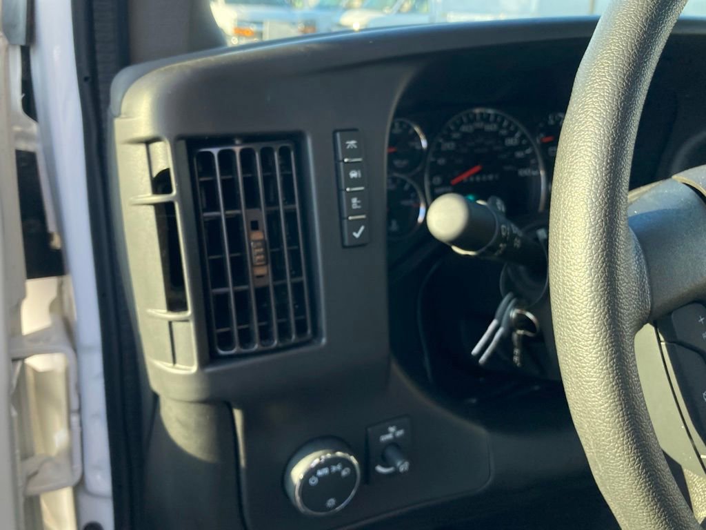 New 2025 Chevrolet Express 3500 w/ Power Convenience Package RWD image 6