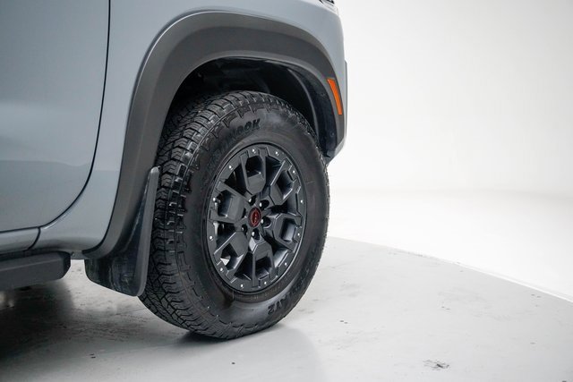 Used 2024 Nissan Frontier PRO-4X w/ Pro Premium Package image 11