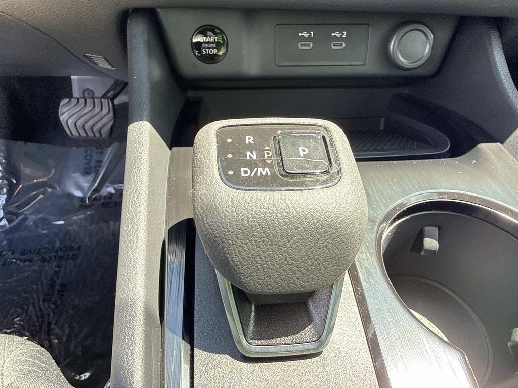 Used 2026 Nissan Rogue SV FWD image 31