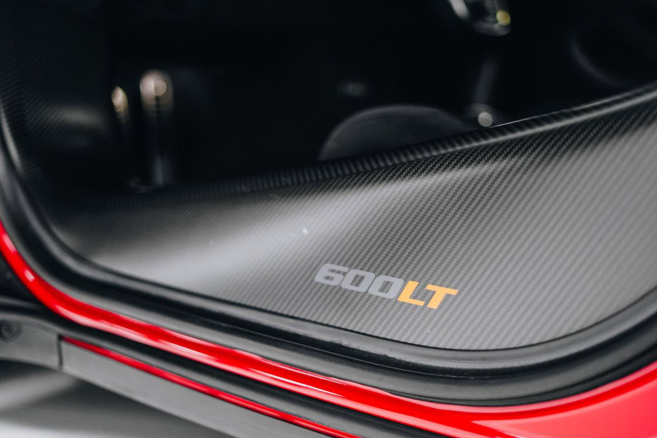 Used 2019 McLaren 600LT RWD image 17