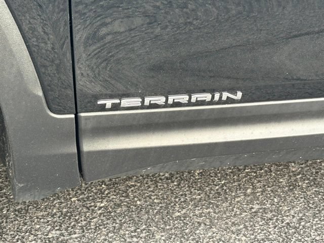 Used 2024 GMC Terrain SLE AWD/4WD image 11