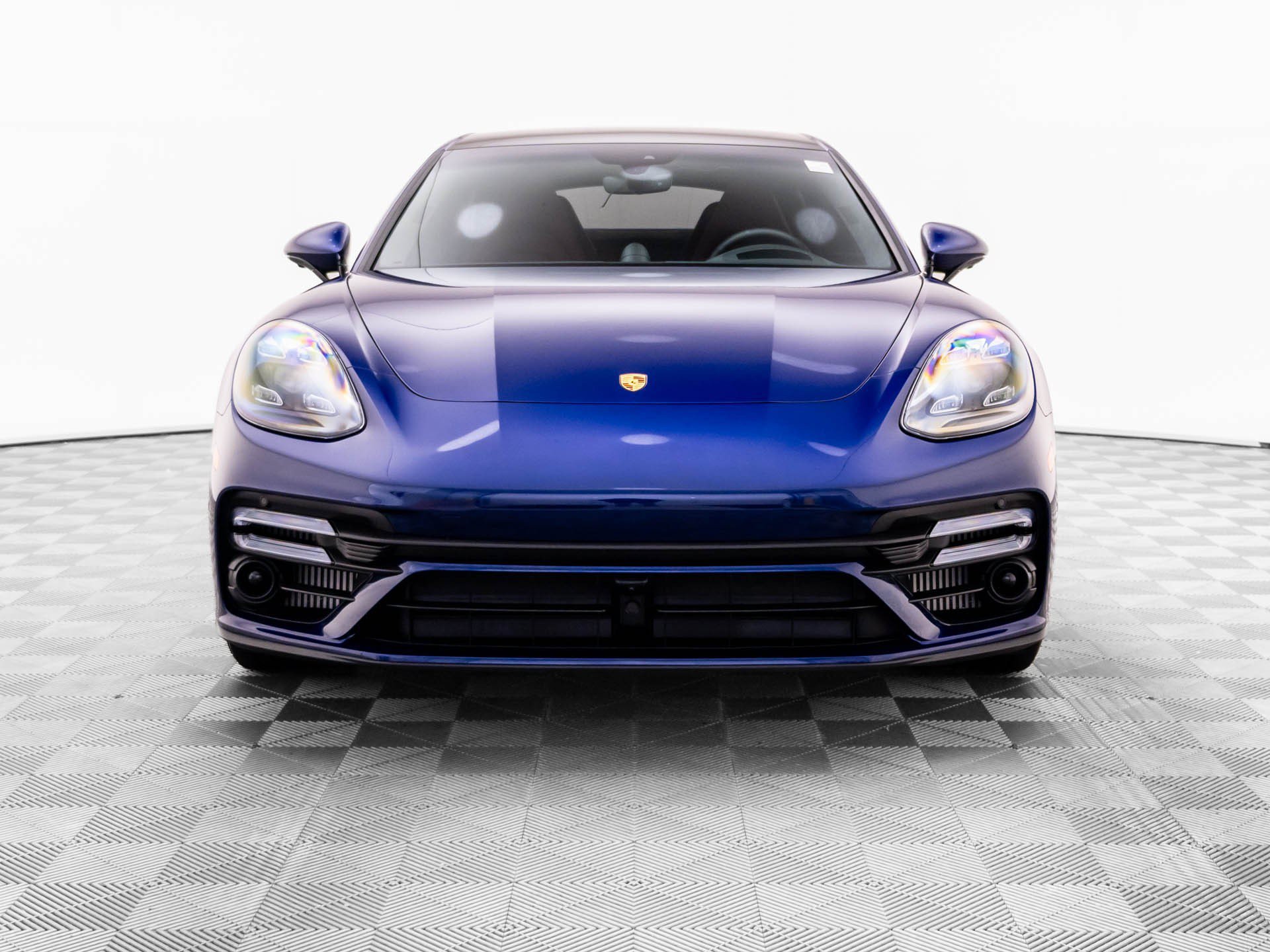 Used 2023 Porsche Panamera Turbo S Executive AWD/4WD image 9