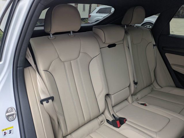 Used 2021 Audi Q5 Prestige w/ Prestige Package AWD/4WD image 32
