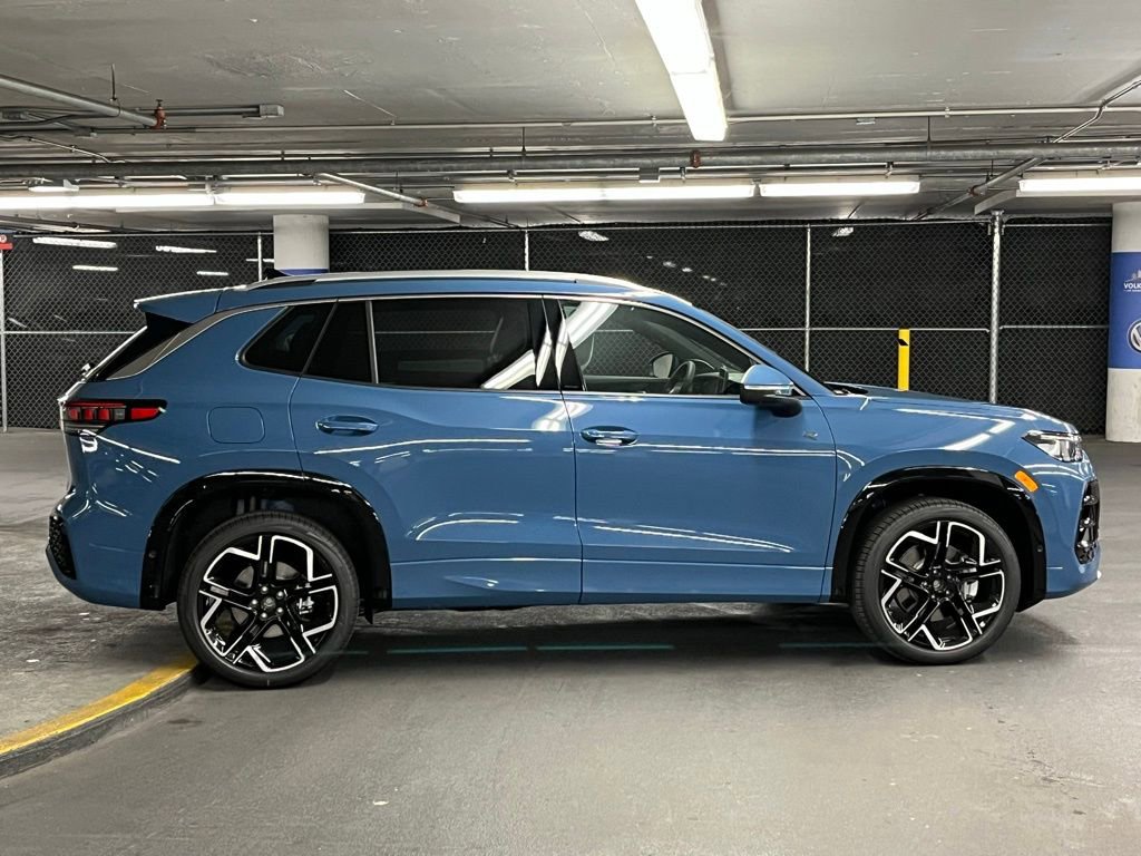 New 2026 Volkswagen Tiguan SEL R-Line image 40