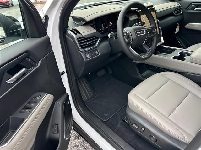 New 2026 GMC Acadia Elevation w/ Black Edition FWD image 19