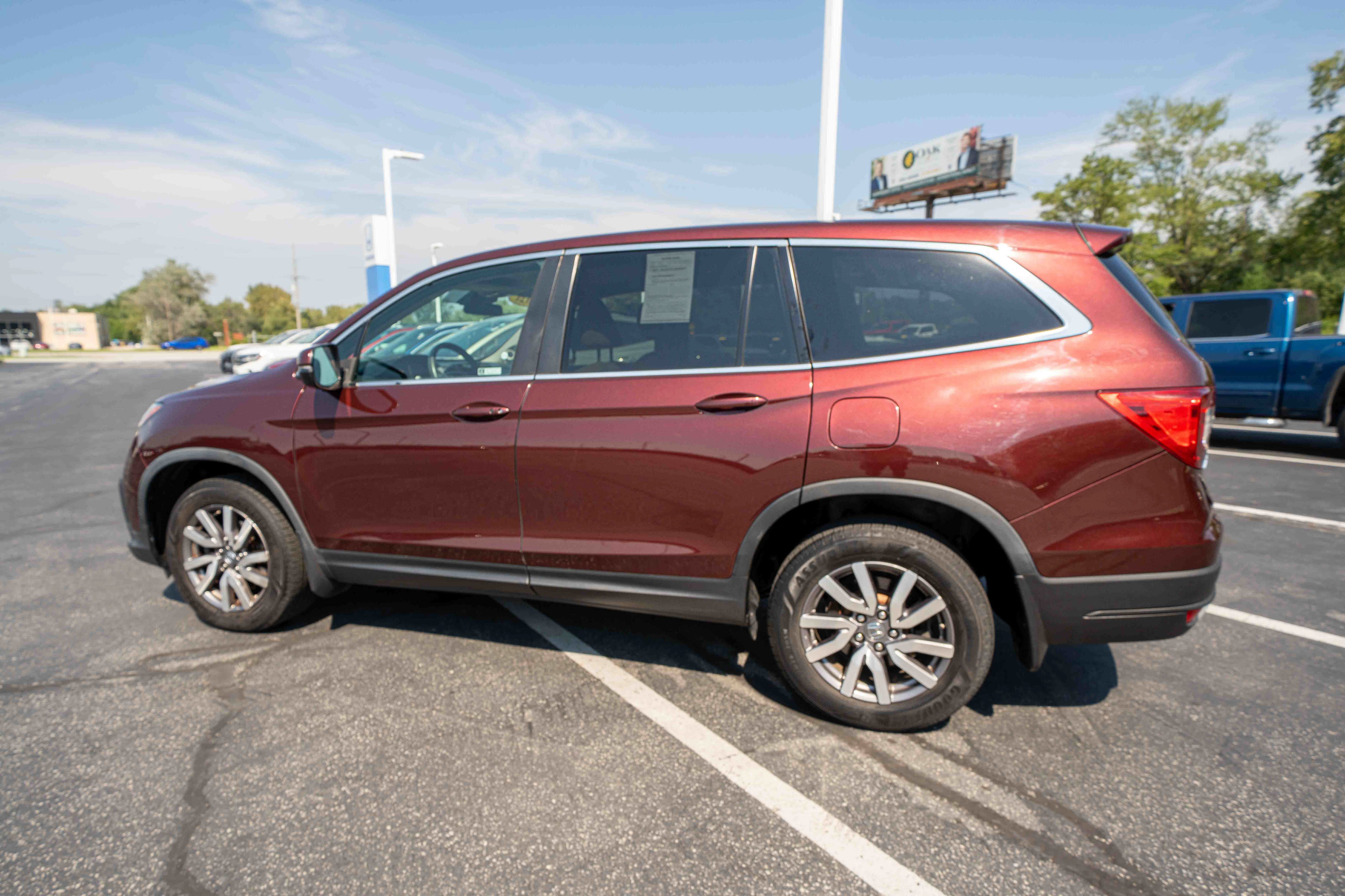 Used 2021 Honda Pilot EX image 4