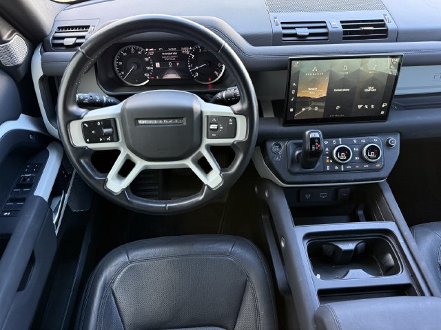 Used 2023 Land Rover Defender 130 SE AWD/4WD image 12