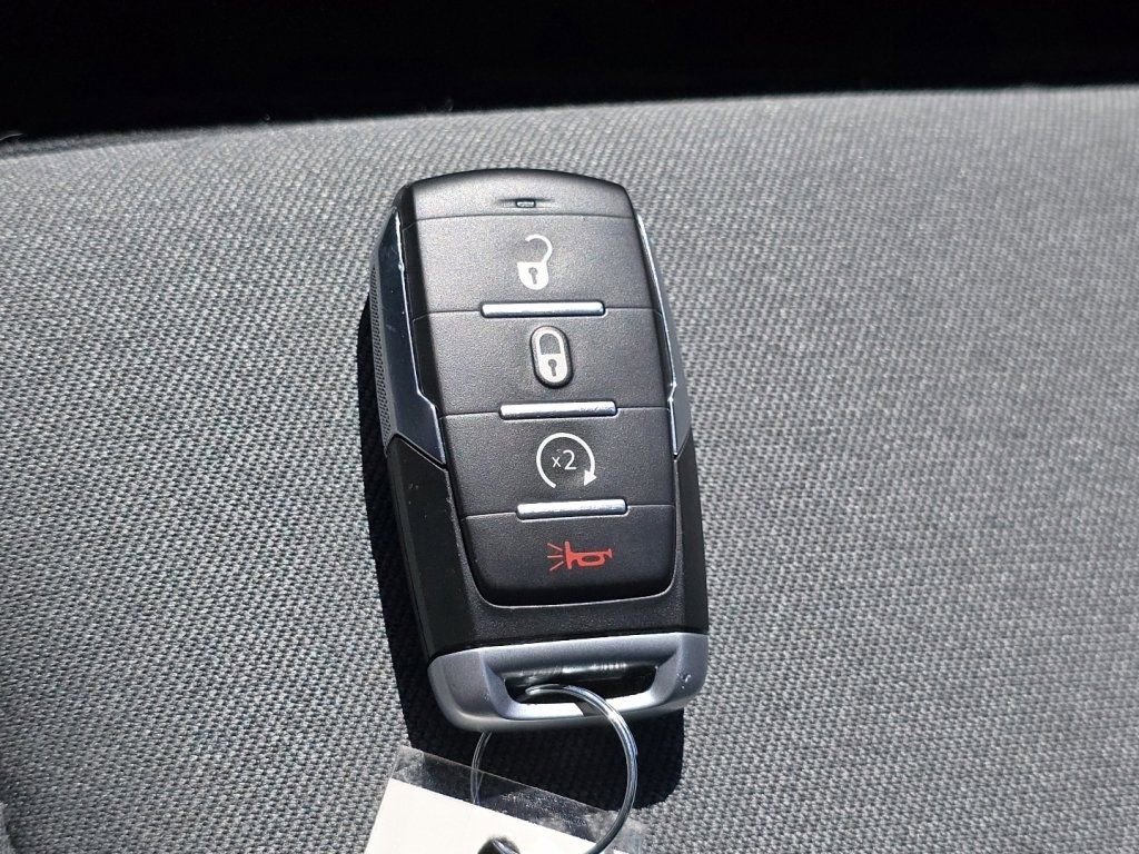 Used 2021 RAM 1500 Big Horn AWD/4WD image 32