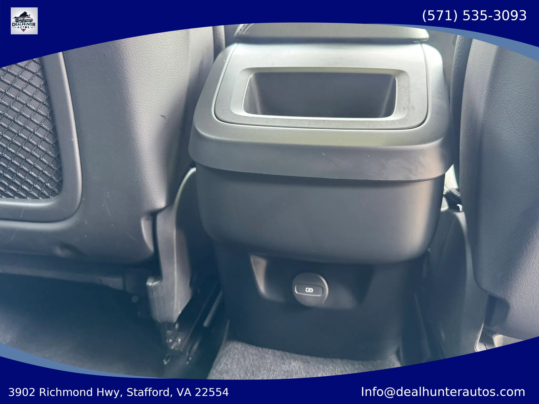 Used 2023 Volvo XC60 B5 Plus FWD image 16