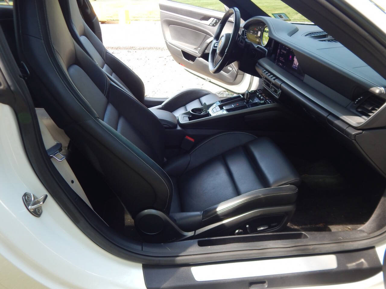 Used 2020 Porsche 911 Carrera image 12