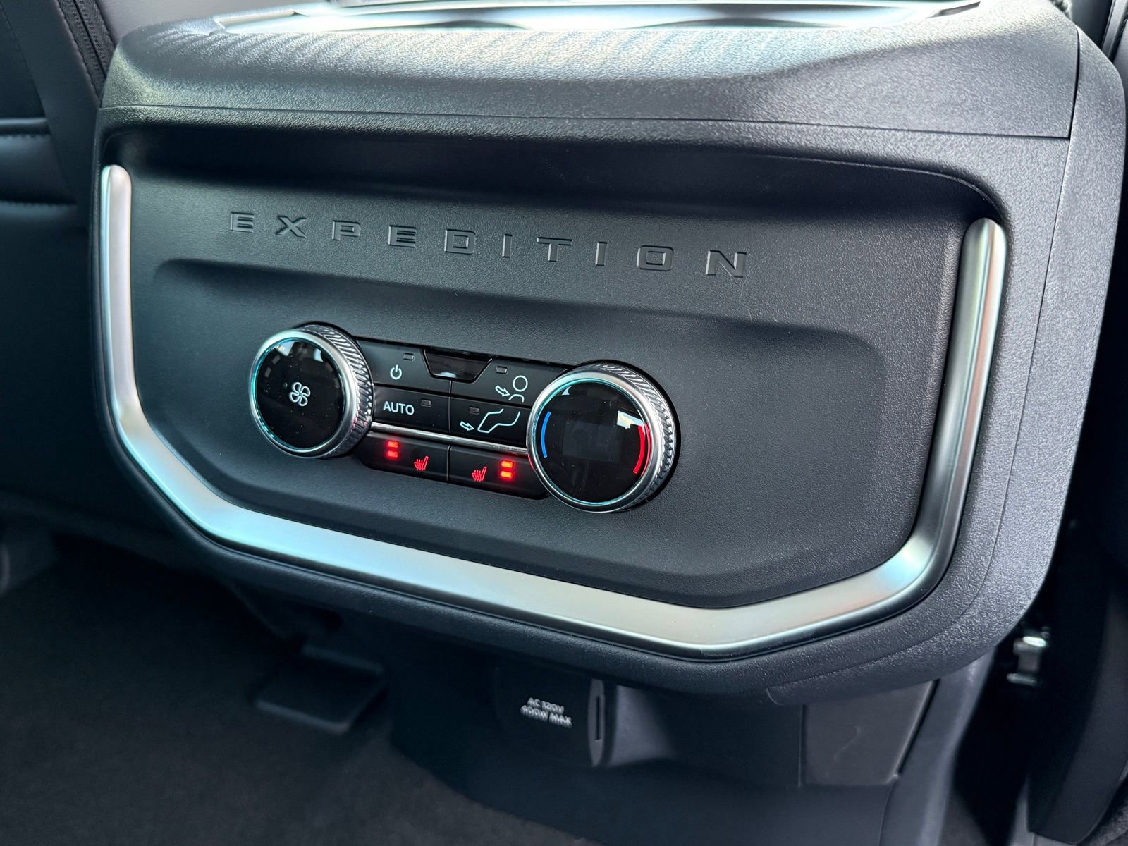 New 2026 Ford Expedition Max Platinum w/ Driver's Package image 19