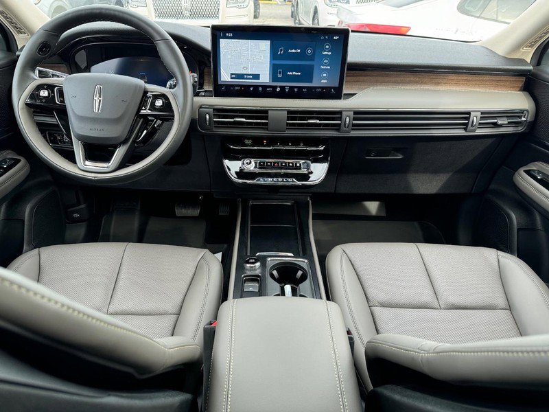 Certified 2024 Lincoln Corsair Grand Touring w/ Equipment Group 301A AWD/4WD image 13