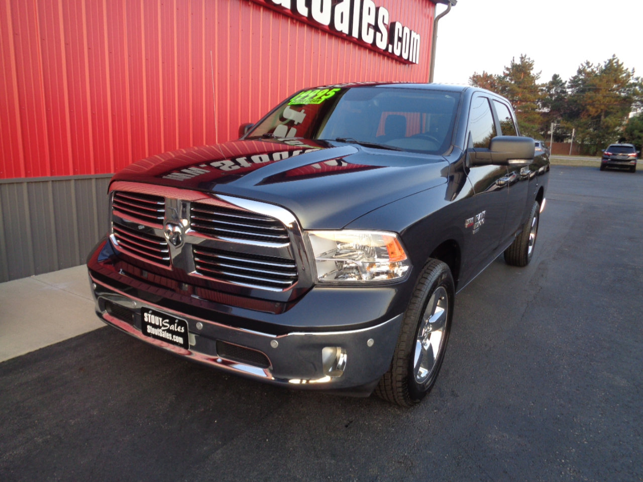 Used 2019 RAM 1500 Big Horn RWD image 1